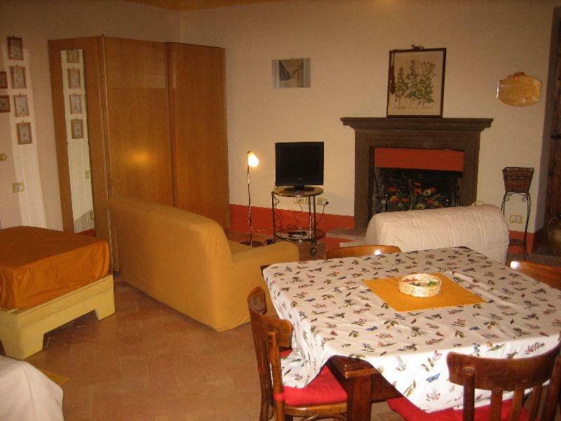 Bed & Breakfast Del Teatro Кальи Экстерьер фото